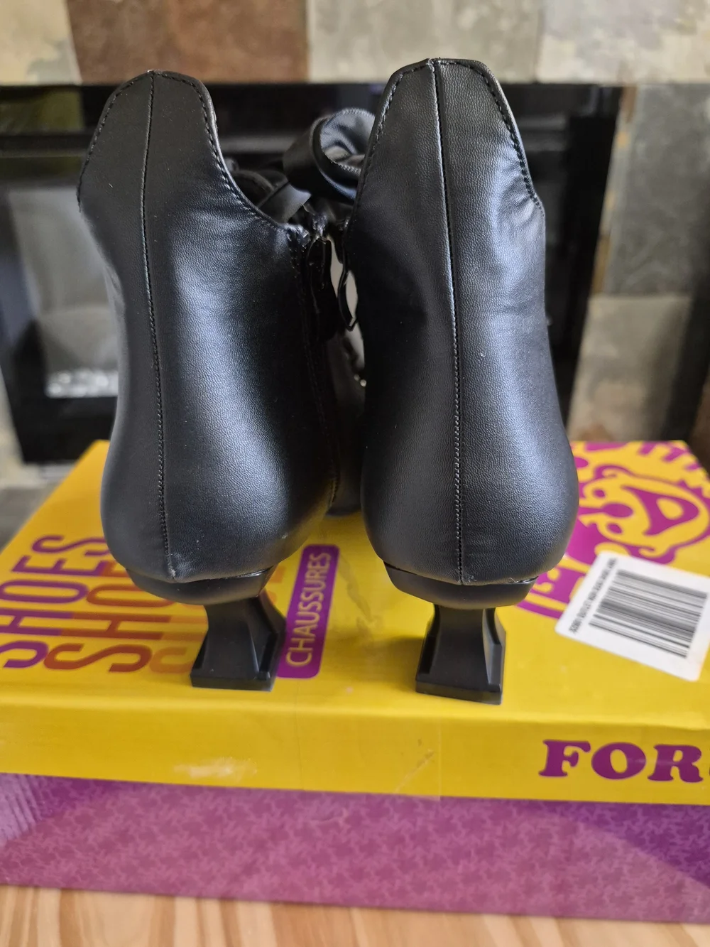 Rubies 200063 Lace Bootie Shoes Black Witch Cosplay Womens Size 8 NEW w/ Box